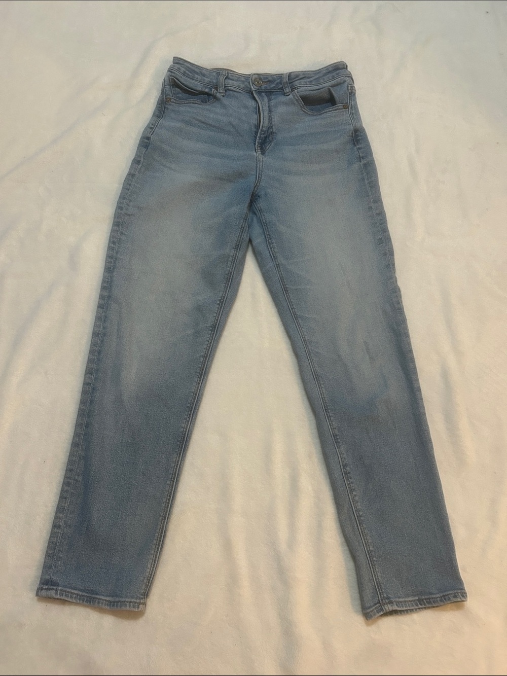 American Eagle Women’s Jeans Light Wash Mom Jean - Size 4